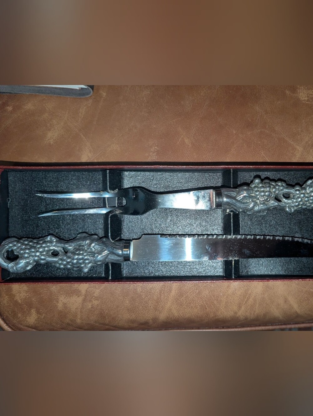 Vintage Arthur Court Grape Carving Set Knife & Fork Stainless